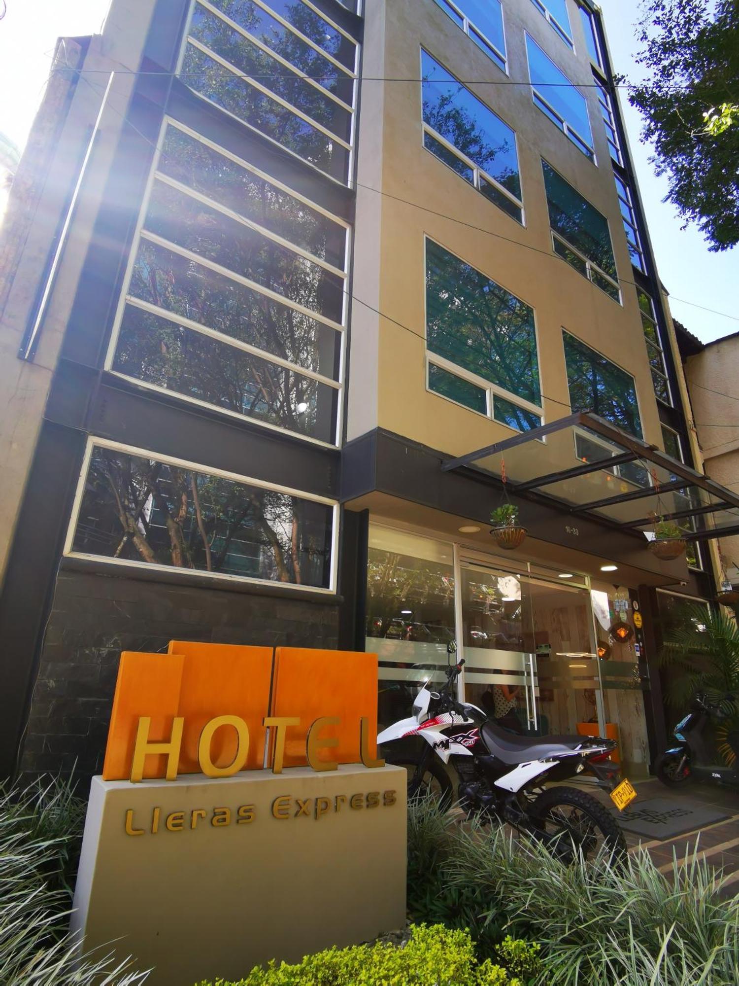 Hotel Lleras Express Medellín Exterior foto